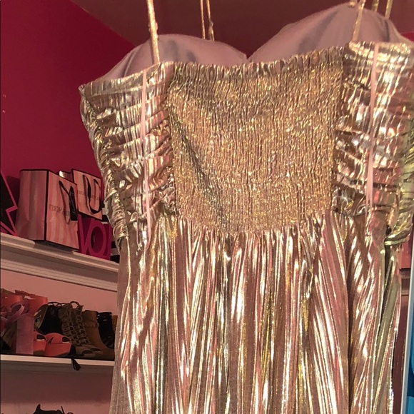 Prom dress!!! - Picture 2 of 4